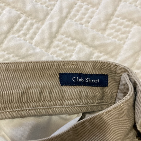 Vineyard Vines Club Shorts - Picture 3 of 4